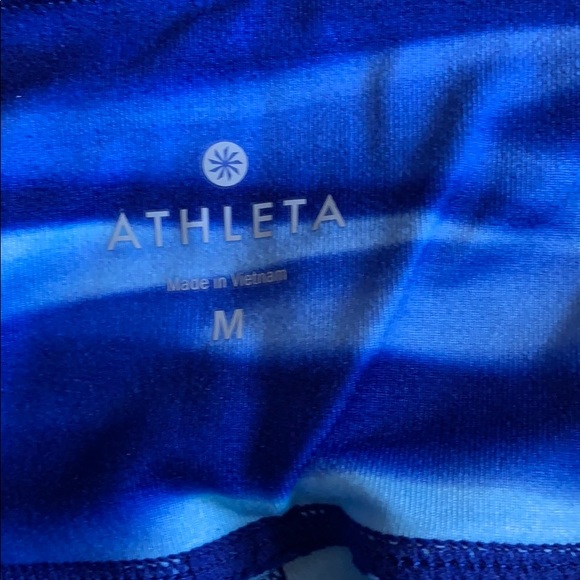 Athleta yoga leggings- crop - Picture 2 of 3
